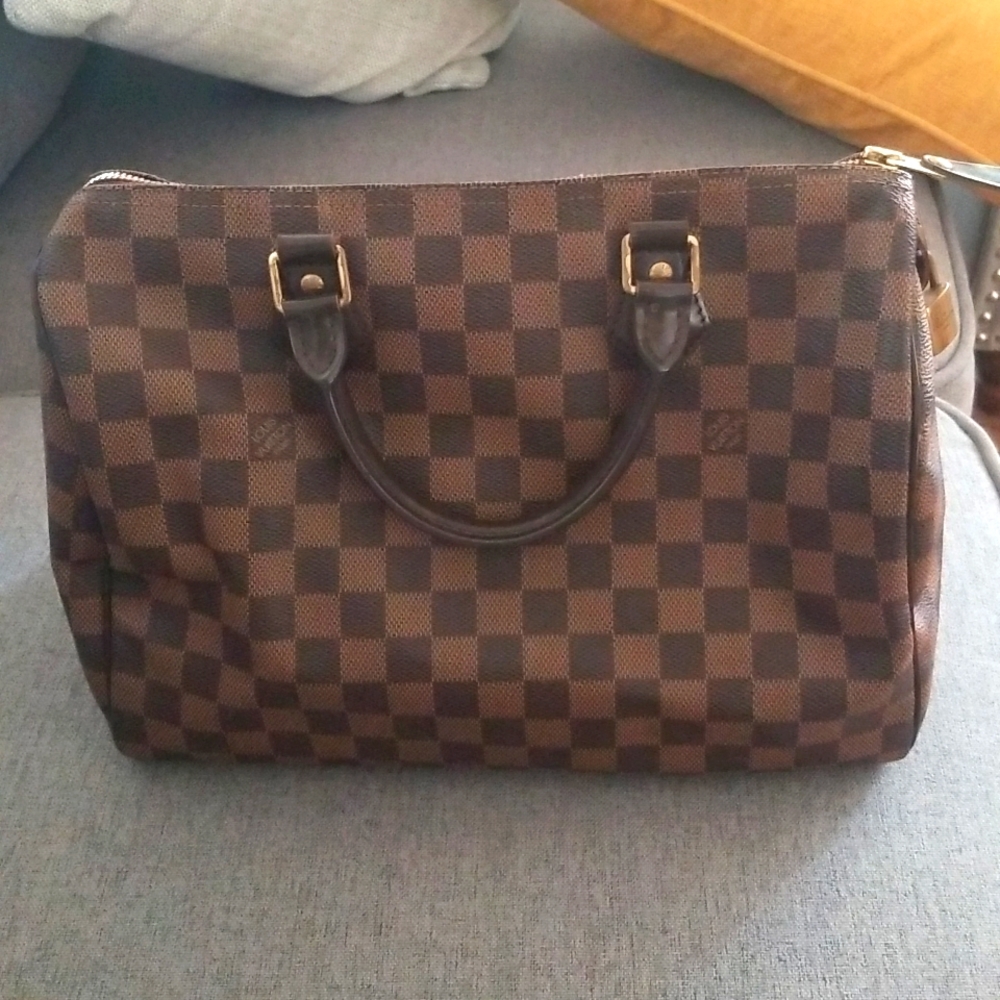 Louis Vuitton Speedy 30